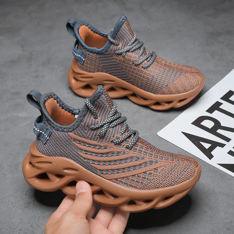 New Mesh Kids Running Shoes Outdoor Youngsters Teens Casual Walking